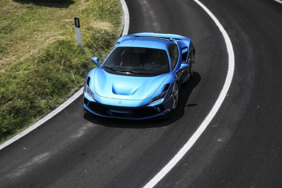  Ferrari F8 Tributo 2019 года  (фото 45 из 52)